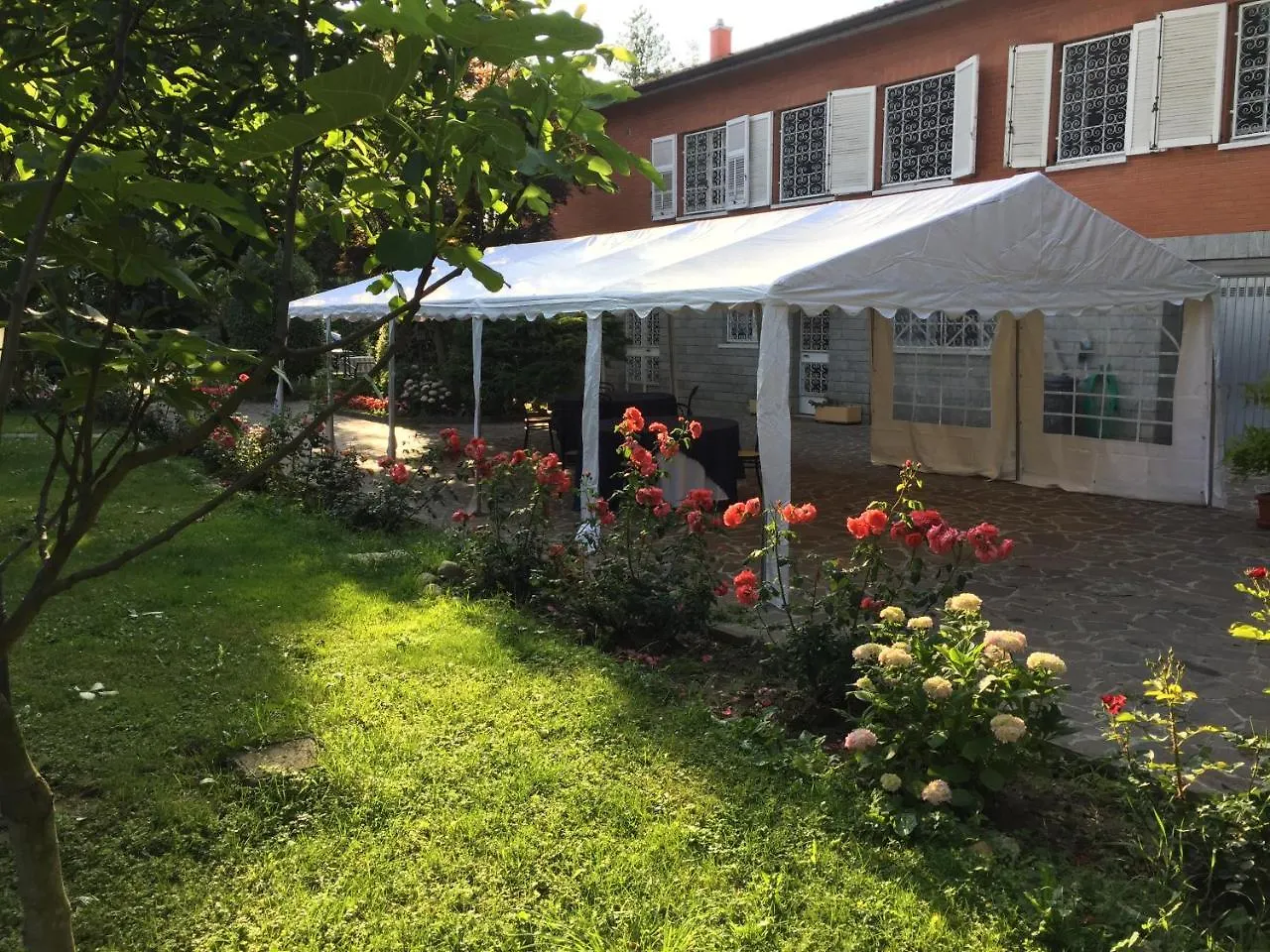 Kamp alanı Villa Ortensia Madone İtalya